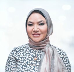 Dr. Sara Ahmadi