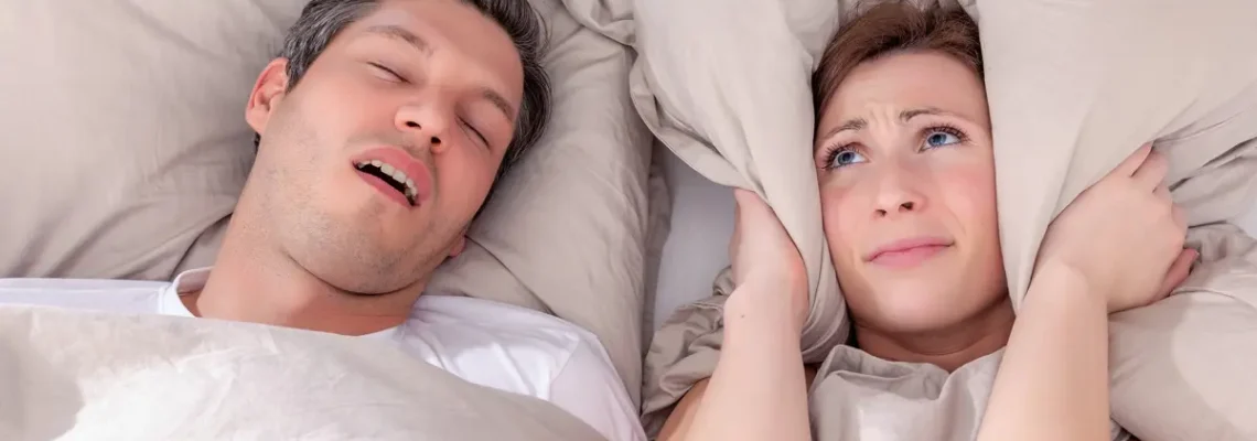 توقف التنفس أثناء النوم: فهم الأعراض والأسباب والعلاج