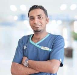 د. محمود سليمان: خبير في الجراحة التجميلية والتجميلية