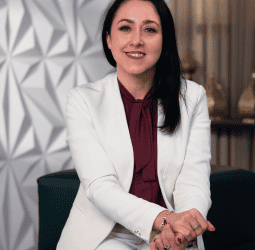 Ms. Magdalena Maksymowicz