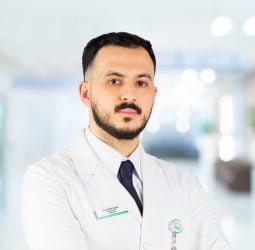 Dr. Monib Qasem